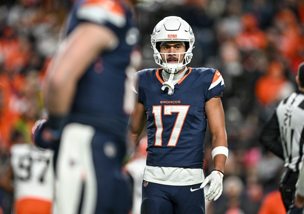 Broncos trade Devaughn Vele to Saints for NFL draft picks