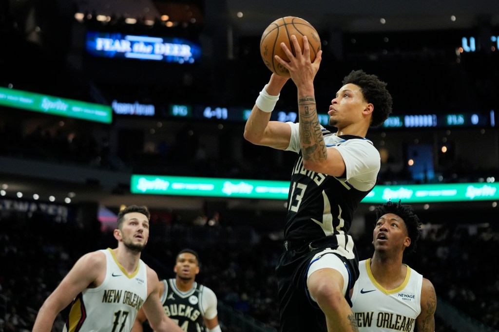 Fresh off new deal with NBA’s Bucks, Dakota grad Ryan Rollins hosting pair of kids events – Macomb Daily