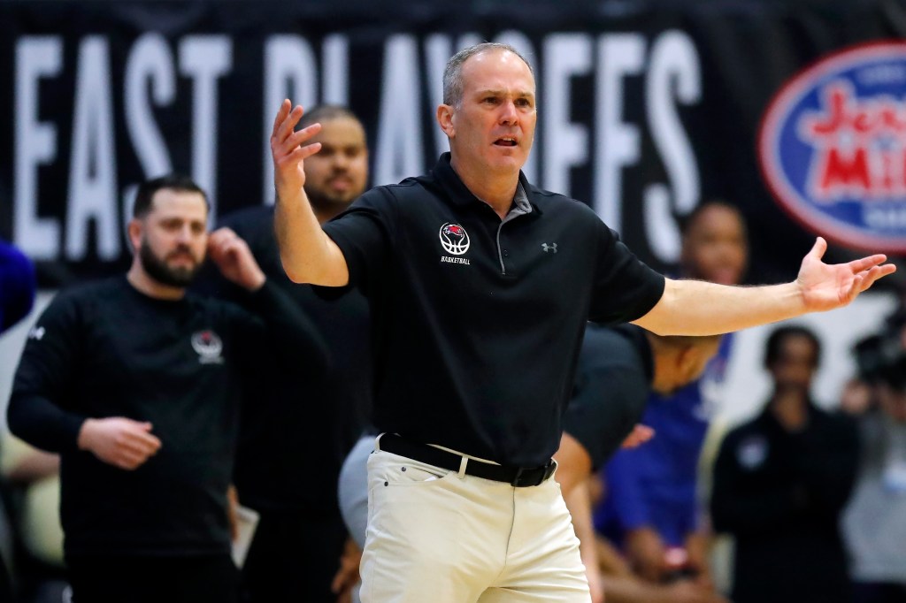 Games against UConn, Wake Forest, Iowa highlight UML men's basketball schedule