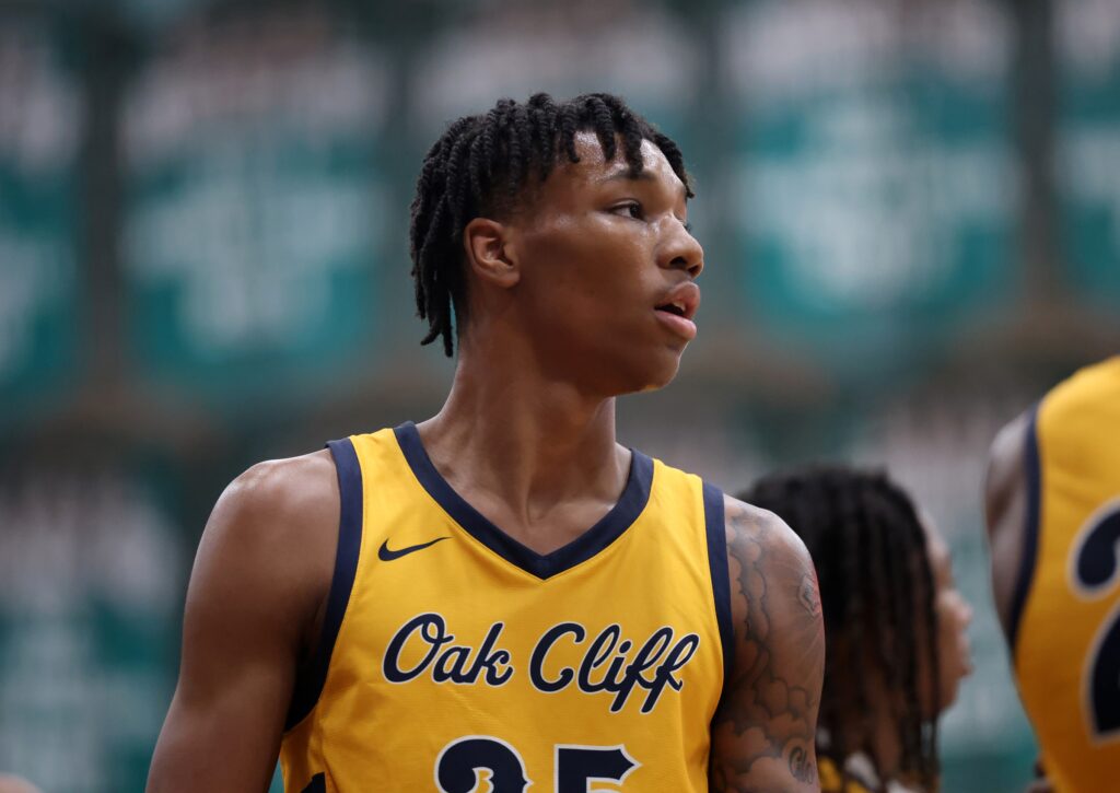Jan 4, 2025; Gilbert, AZ, USA; Oak Cliff Faith Family Academy (TX) forward Davion Adkins (25) against Utah Prep Academy during the Hoophall West High School Invitational at Highland High School. Mandatory Credit: Mark J. Rebilas-Imagn Images