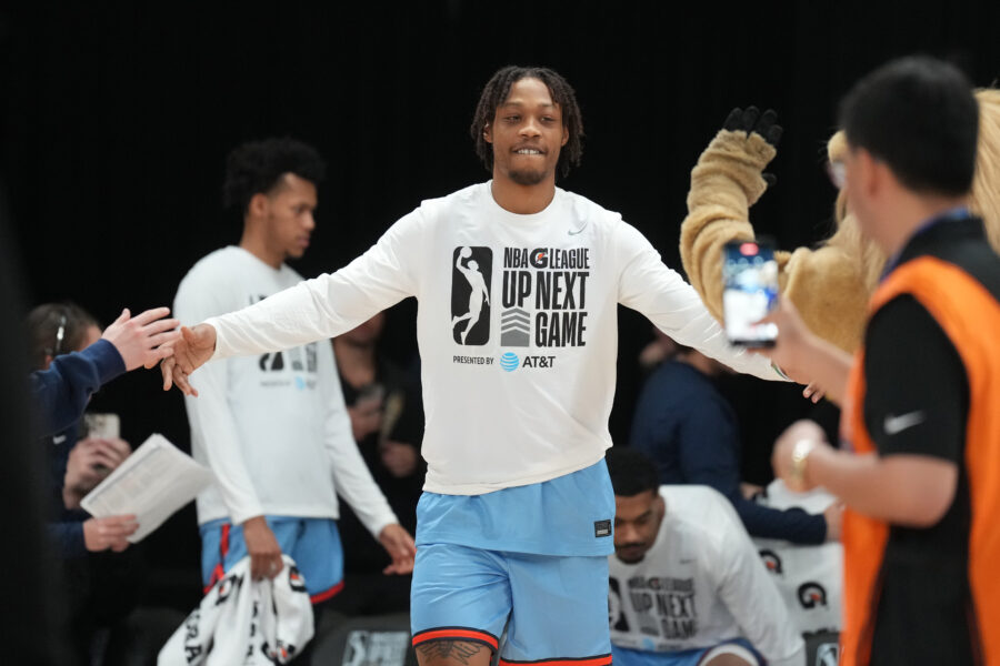 Wizards To Add Alondes Williams To Camp Roster