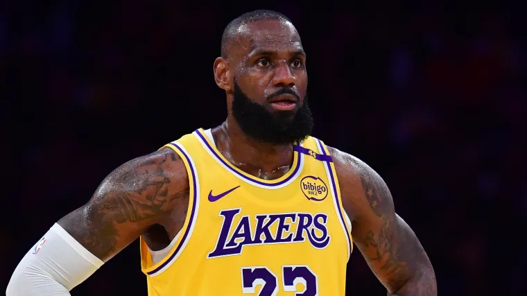 Warriors receive bad news surrounding LeBron James trade rumors image
