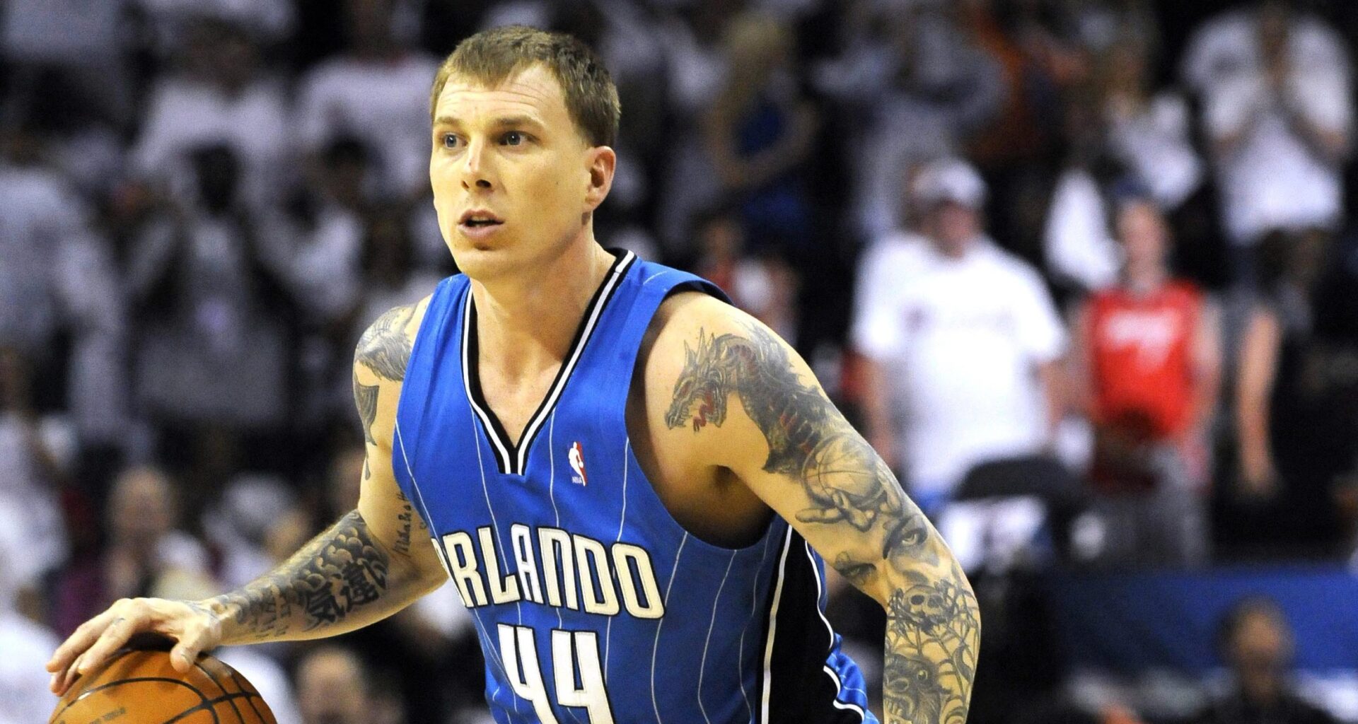 Barstool hires 'White Chocolate' Jason Williams as full-time staffer