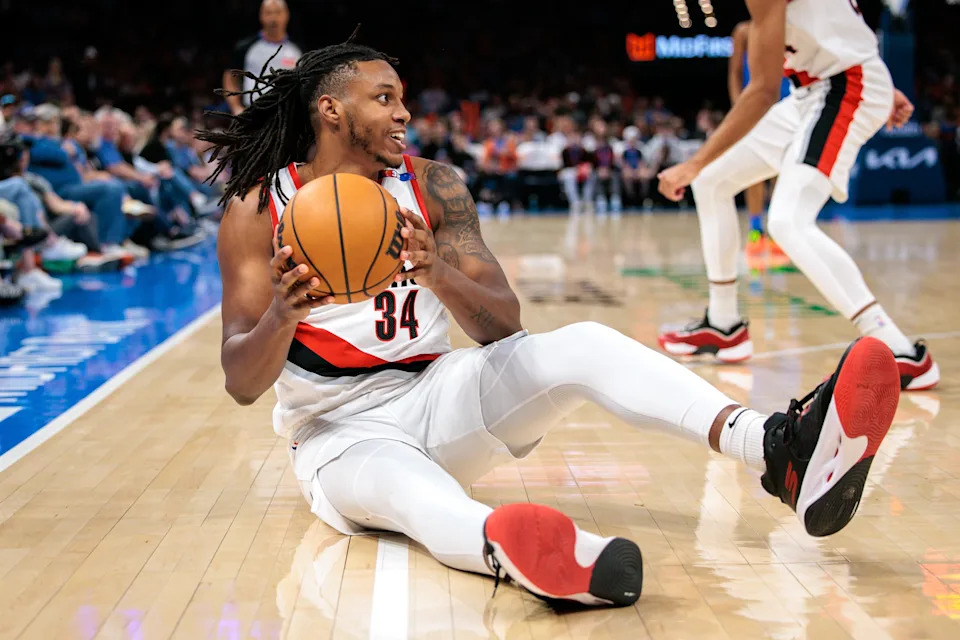 OKLAHOMA CITY, OKLAHOMA - MARCH 07: Jabari Walker #34 of the Portland Trail Blazers picks up a loose ball during the third quarter against the Oklahoma City Thunder at Paycom Center on March 7, 2025 in Oklahoma City, Oklahoma. NOTE TO USER: User expressly acknowledges and agrees that, by downloading and or using this photograph, User is consenting to the terms and conditions of the Getty Images License Agreement. (Photo by William Purnell/Getty Images)