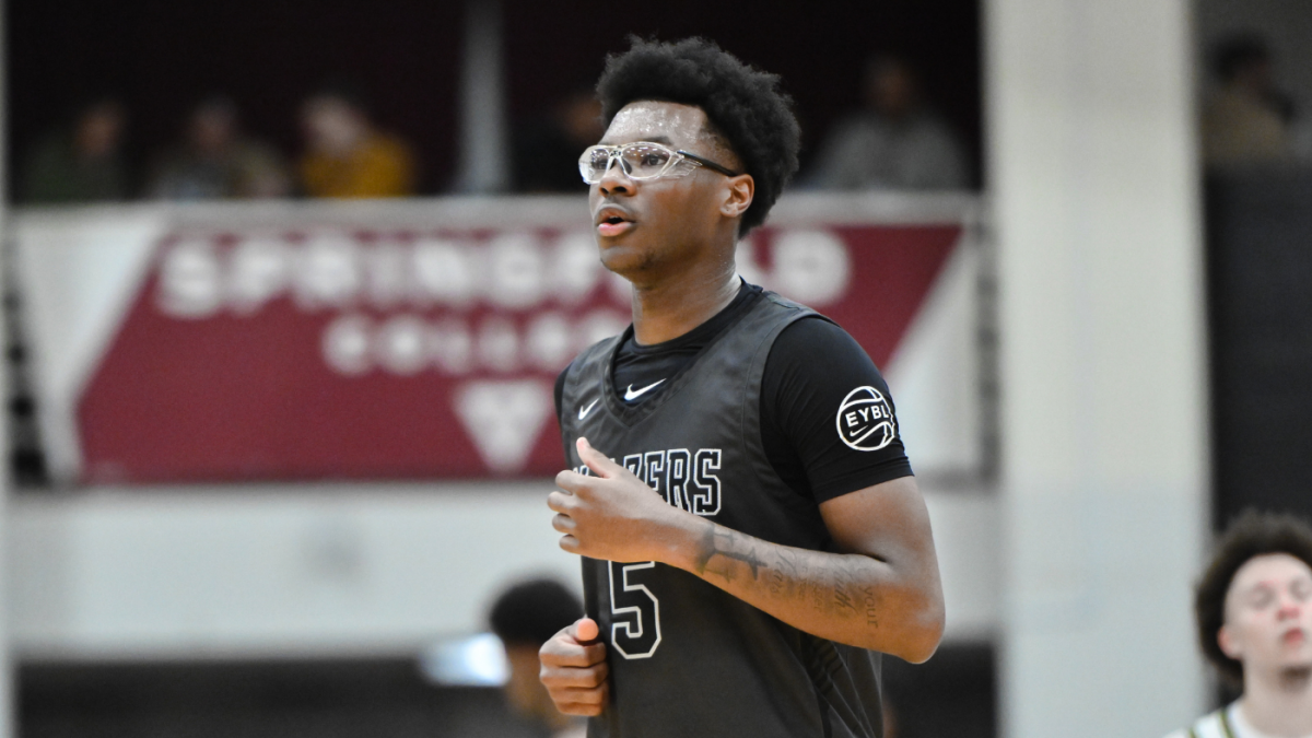 Arizona's Bryce James reveals advice he received from his dad LeBron James ahead of freshman season