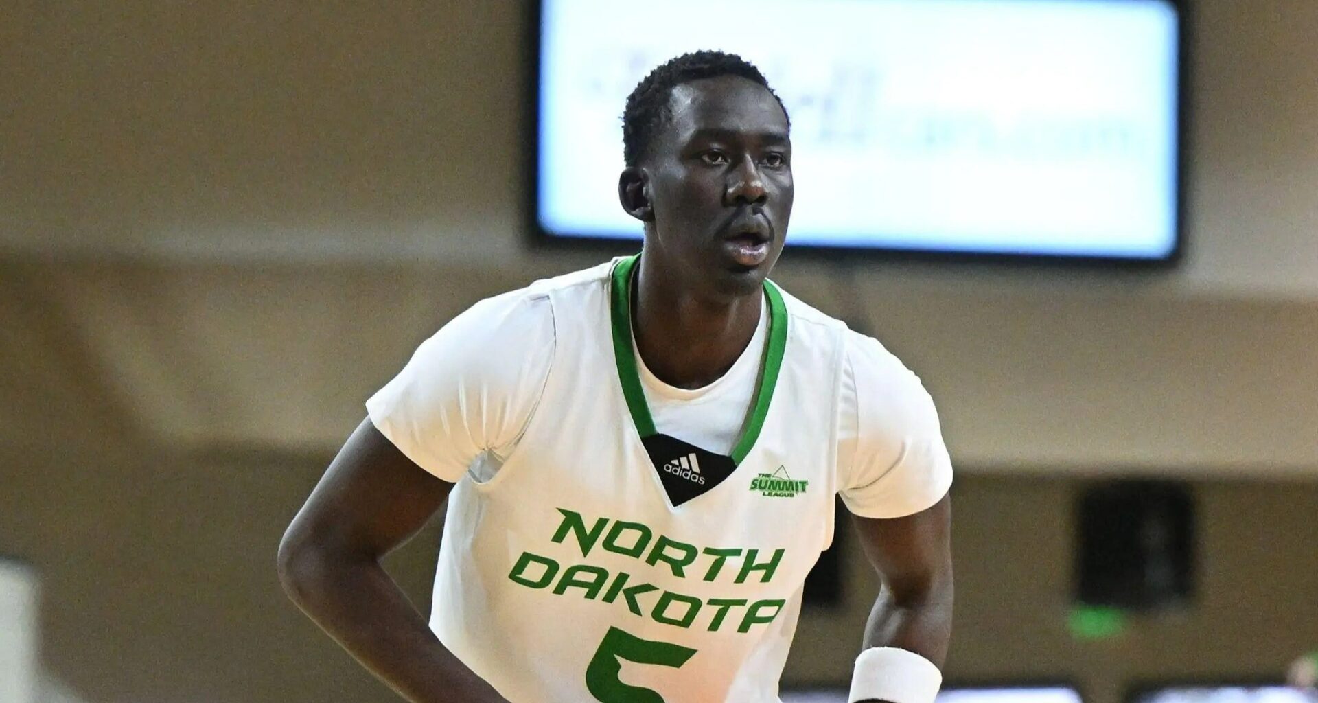 College basketball star dies after drowning during tragic incident as team is left mourning devastating loss