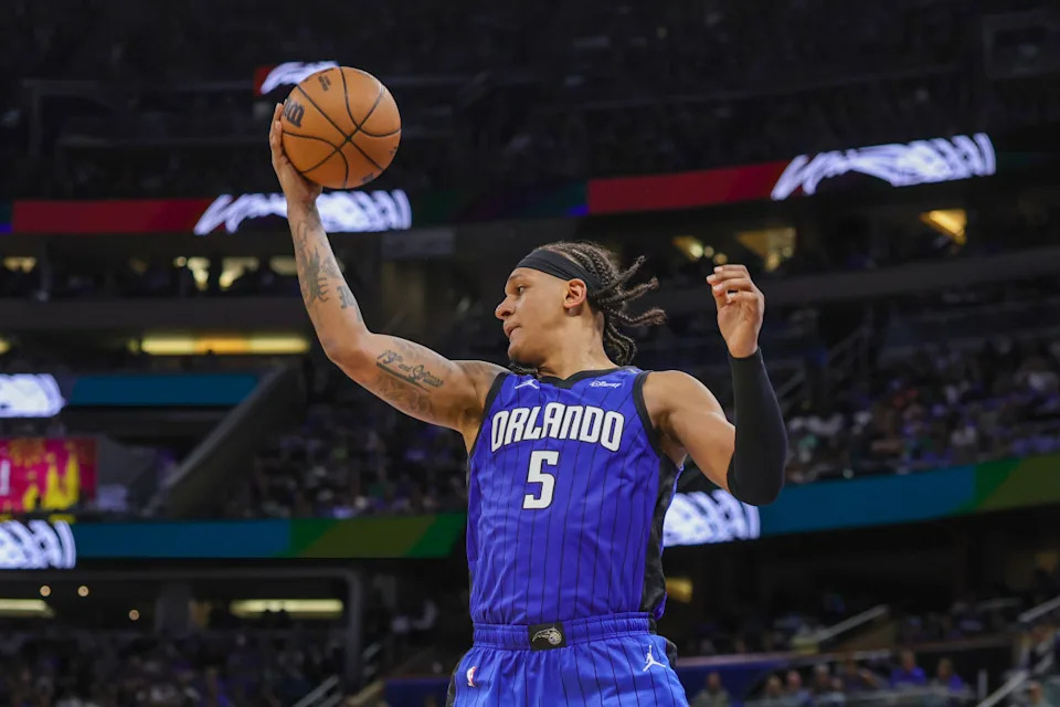 Orlando Magic forward Paolo Banchero grabs the rebound.© Mike Watters-Imagn Images