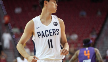 Nets To Sign Fanbo Zeng