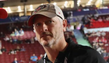 Abbott Approves of New Blazers Owner