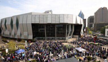 Sacramento Kings reportedly offer Golden 1 Center to Sac State basketball as part of Pac-12 push