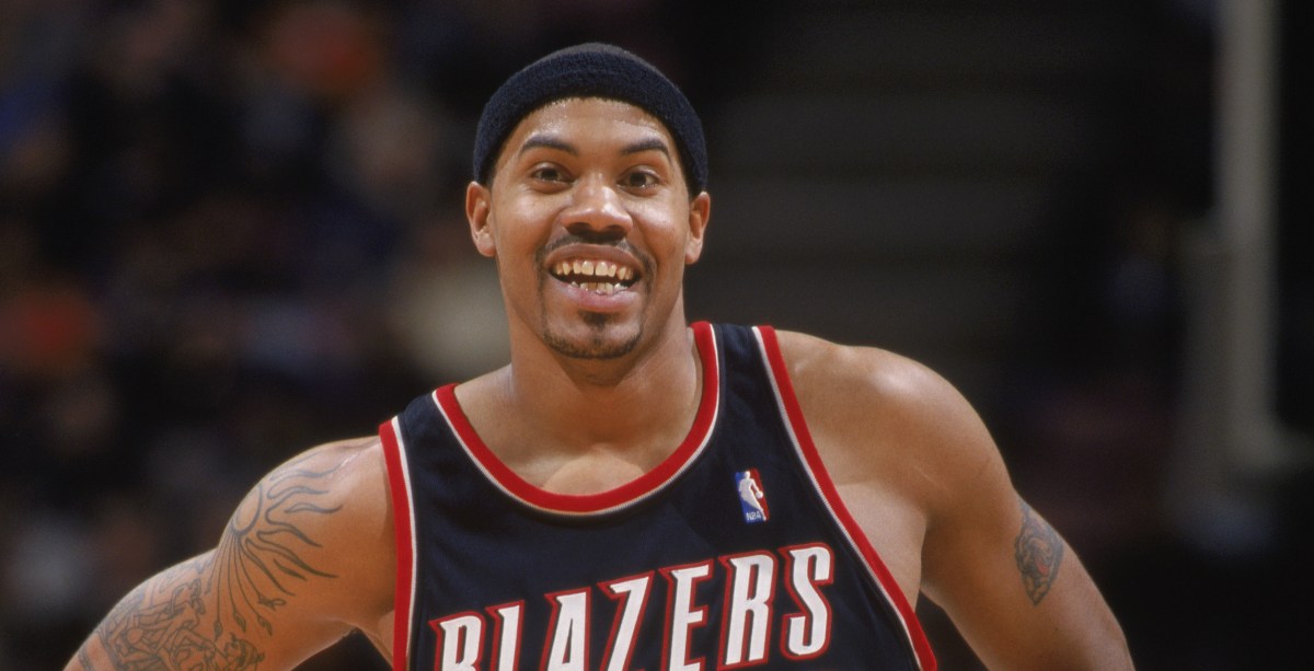 Nominate a Former Trail Blazers Player to Rejoin the Team