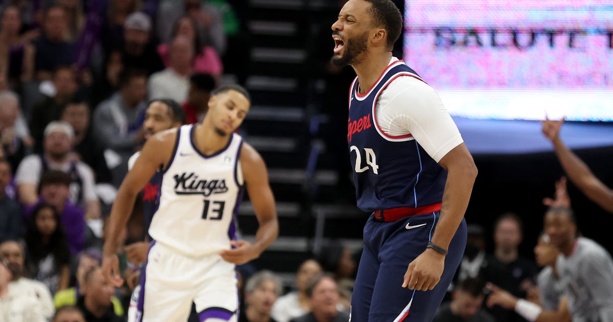 Norman Powell has 31 points and 12 rebounds as the Clippers hold off the Kings 107-98