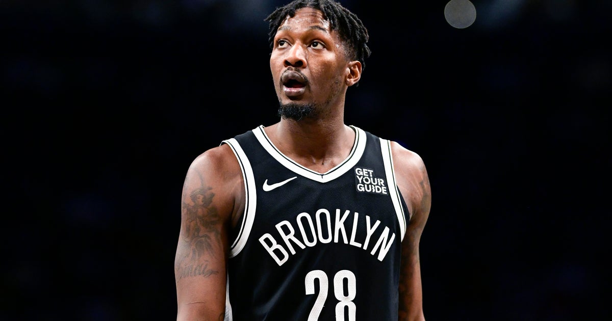 Lakers send D'Angelo Russell to Nets in trade for Dorian Finney-Smith, Shake Milton