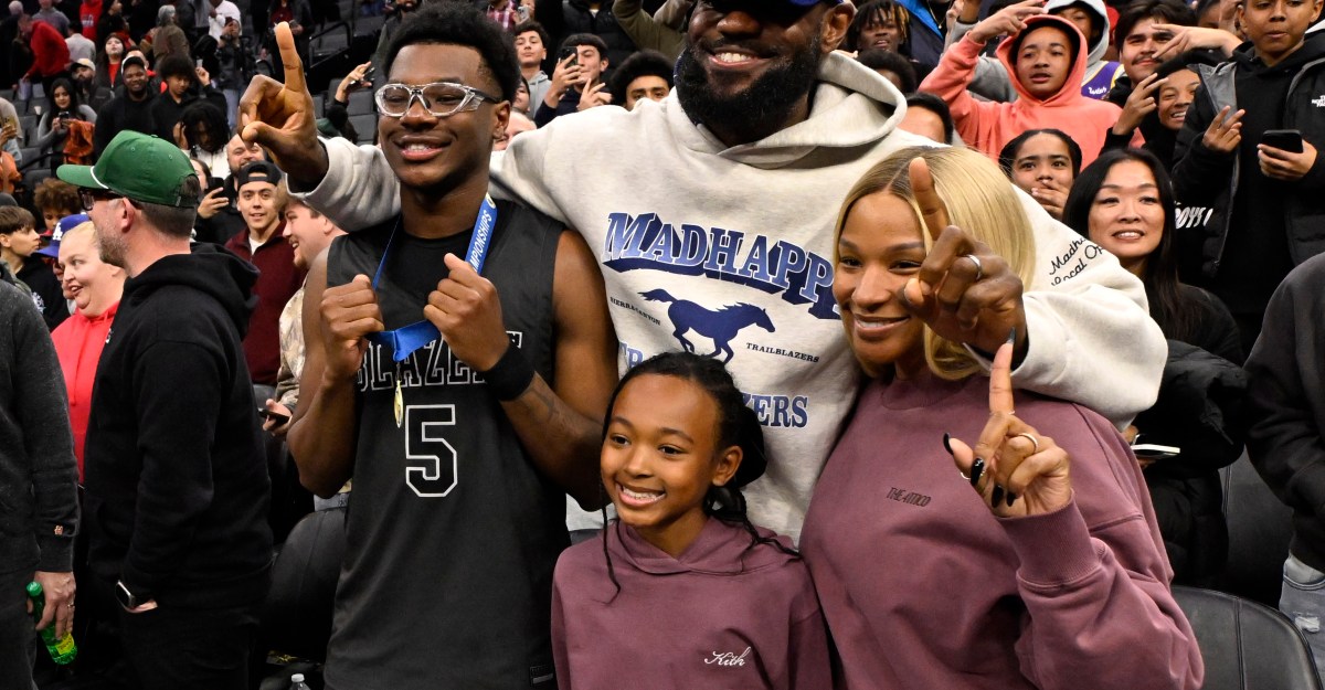 Arizona men’s basketball: How freshmen Bryce James, Ivan Kharchenkov and Mabil Mawut ended up with Wildcats