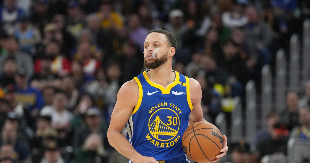 Curry scores 23 in return from injury, Warriors top Pelicans