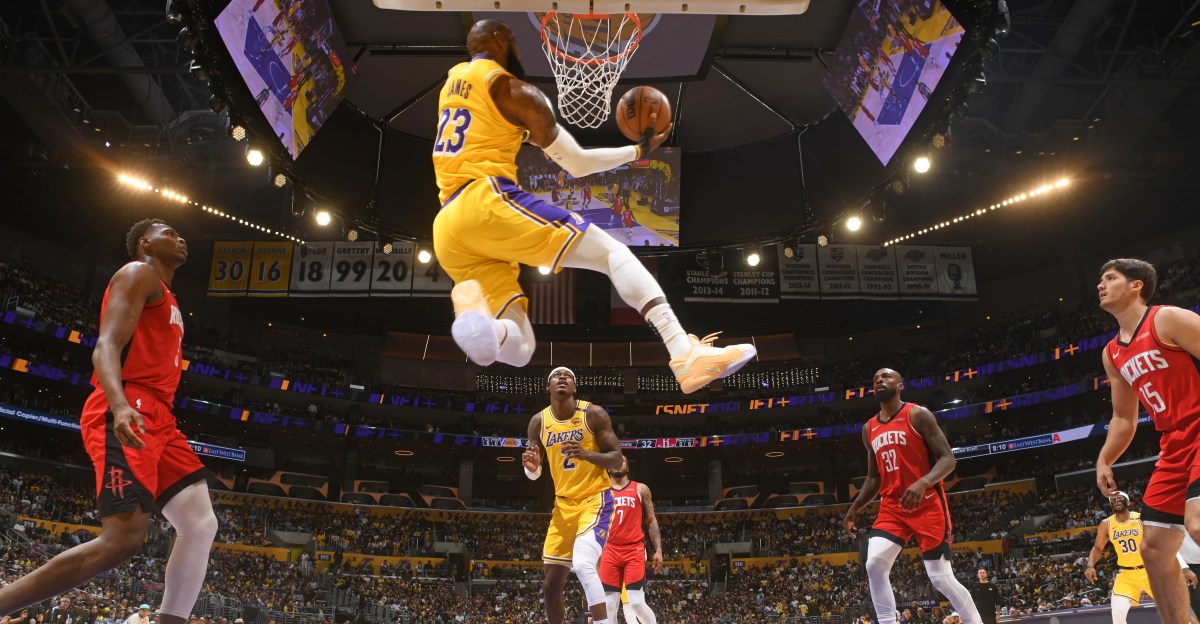 Lakers, LeBron to play Rockets, Kevin Durant on Christmas Day