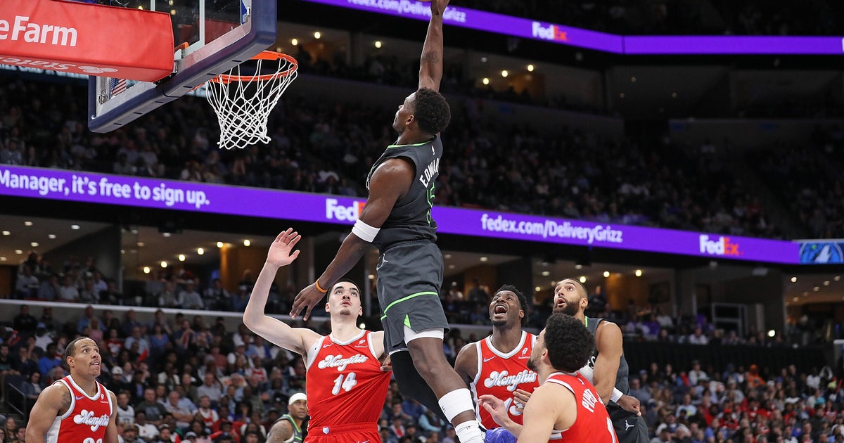 Anthony Edwards scores 44, Wolves pour in 52 points in 3rd and beat Grizzlies 141-125