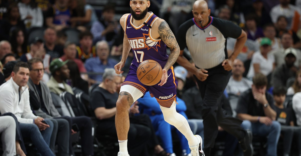 Warriors reportedly interested in Suns free agent wing Cody Martin