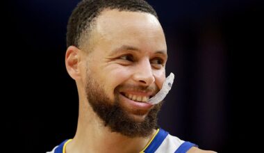 Warriors vs. Timberwolves: Stephen Curry out for 1 week due to hamstring strain