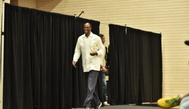 Open Thread: Happy belated birthday to David Robinson