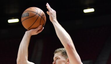 Report: Spurs re-sign Riley Minix to two-way deal