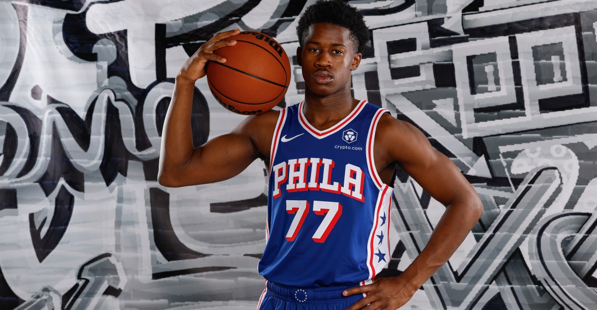 What experts think of Sixers’ VJ Edgecombe’s Rookie of the Rear chances