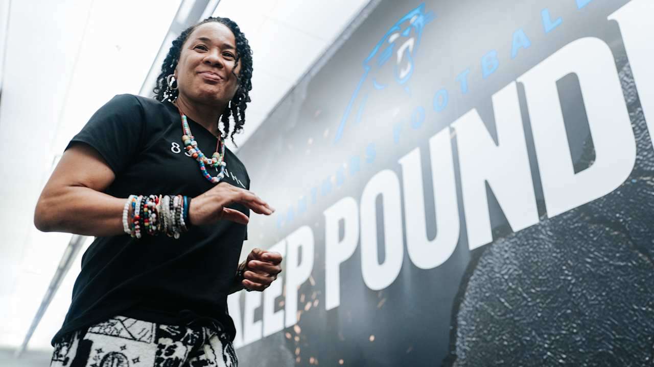 Dawn Staley brings her message, and championship mentality, to team meeting - Carolina Panthers