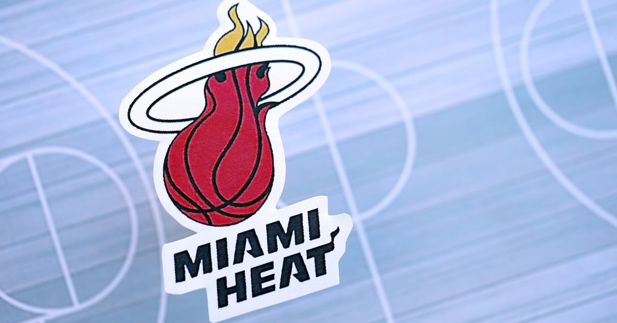 Former Miami Heat security guard accused of stealing memorabilia, selling it – WSB-TV Channel 2