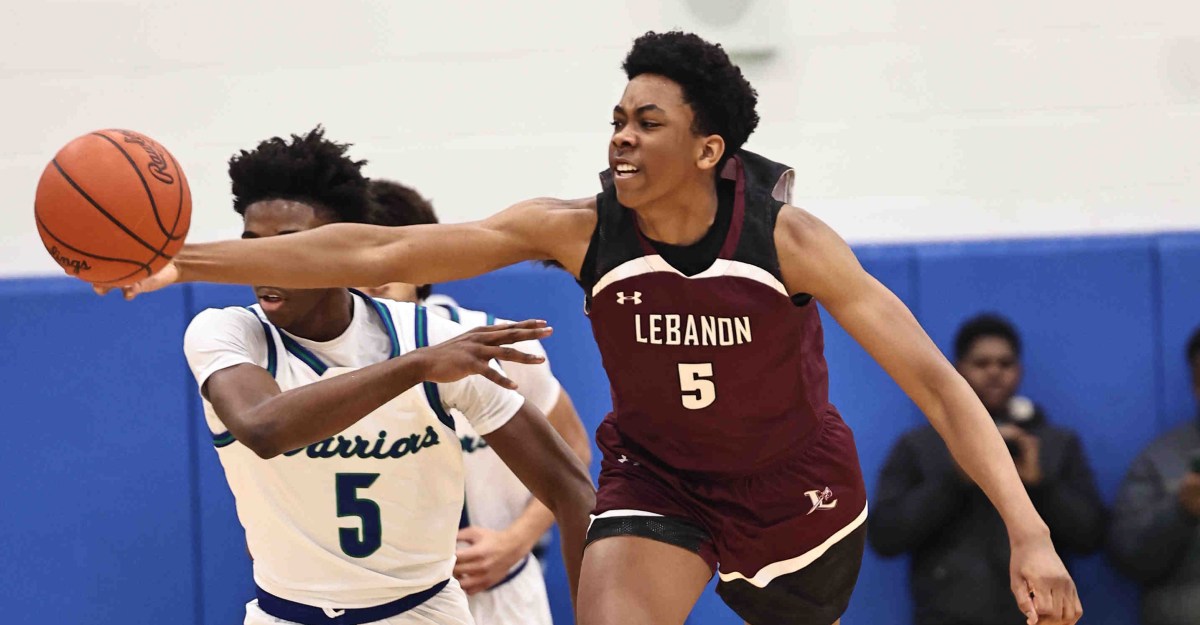 What is the most important basketball recruiting visit this weekend?