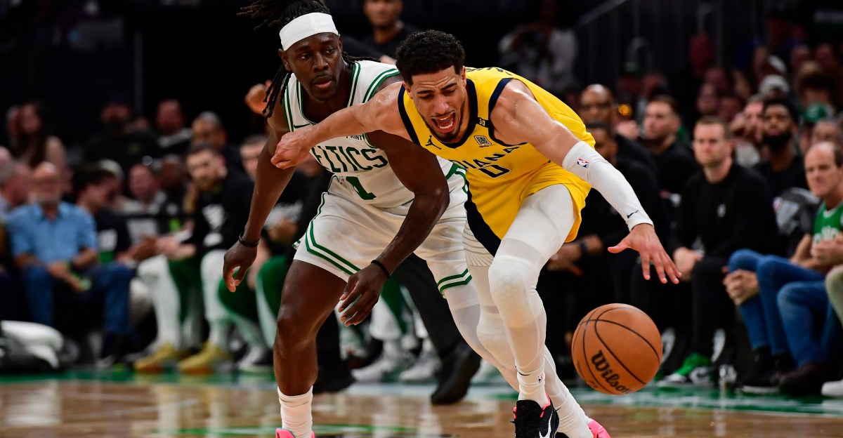 A Deeper Look Into Jrue Holiday’s Defensive Prowess - Blazer's Edge