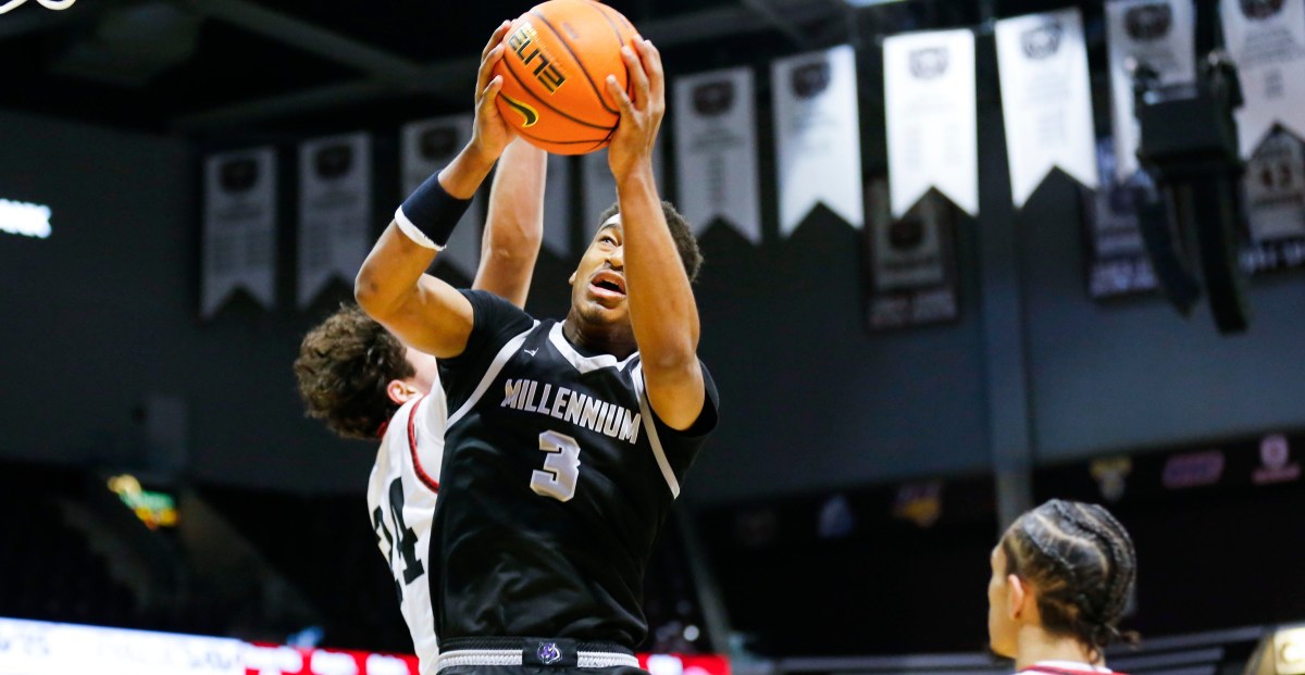 Cameron Holmes to take official visit to Arizona men’s basketball