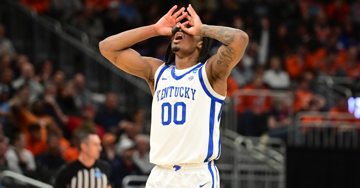 Otega Oweh in walking boot but reportedly fine: Kentucky Basketball