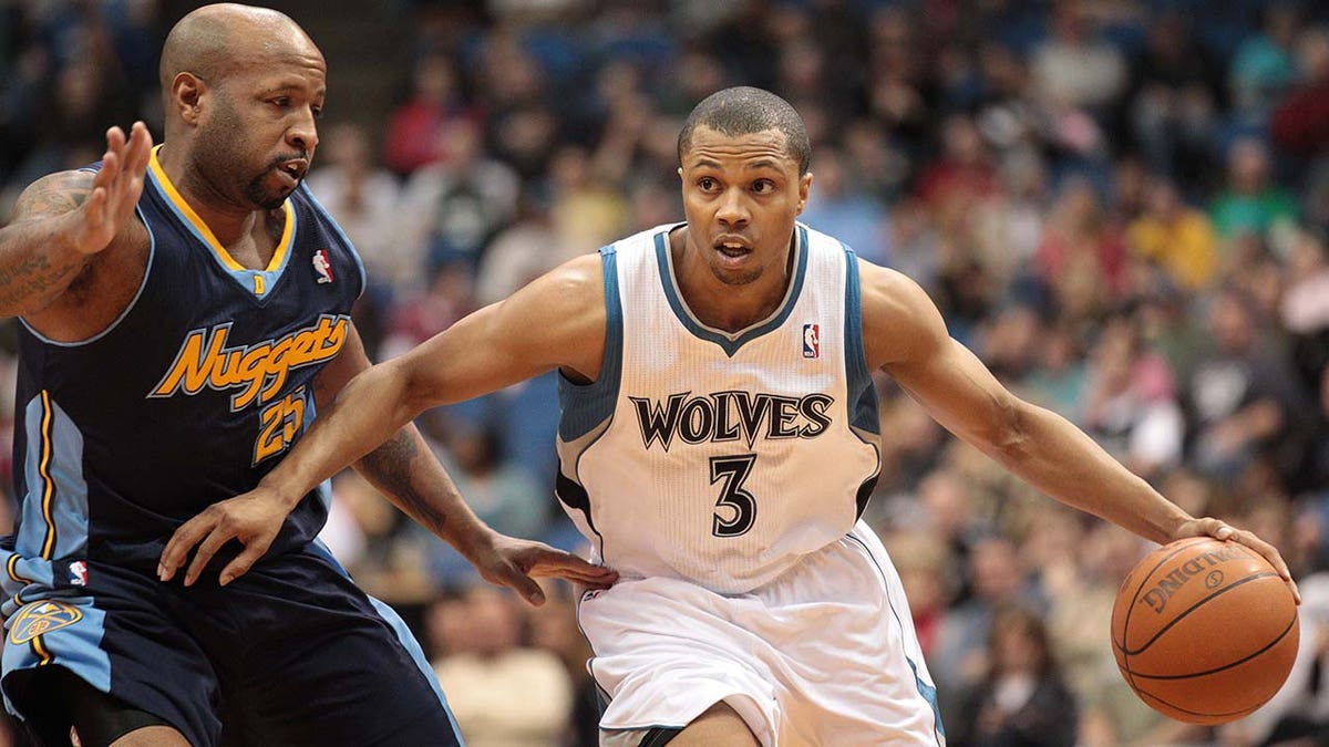 Sebastian Telfair with the Nuggets