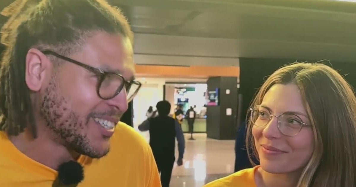 Honeymooners from Spain enjoy Warriors-Rockets Game 6 in San Francisco