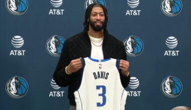 Anthony Davis leads Dallas past Houston in Mavs debut but leaves with lower-body injury