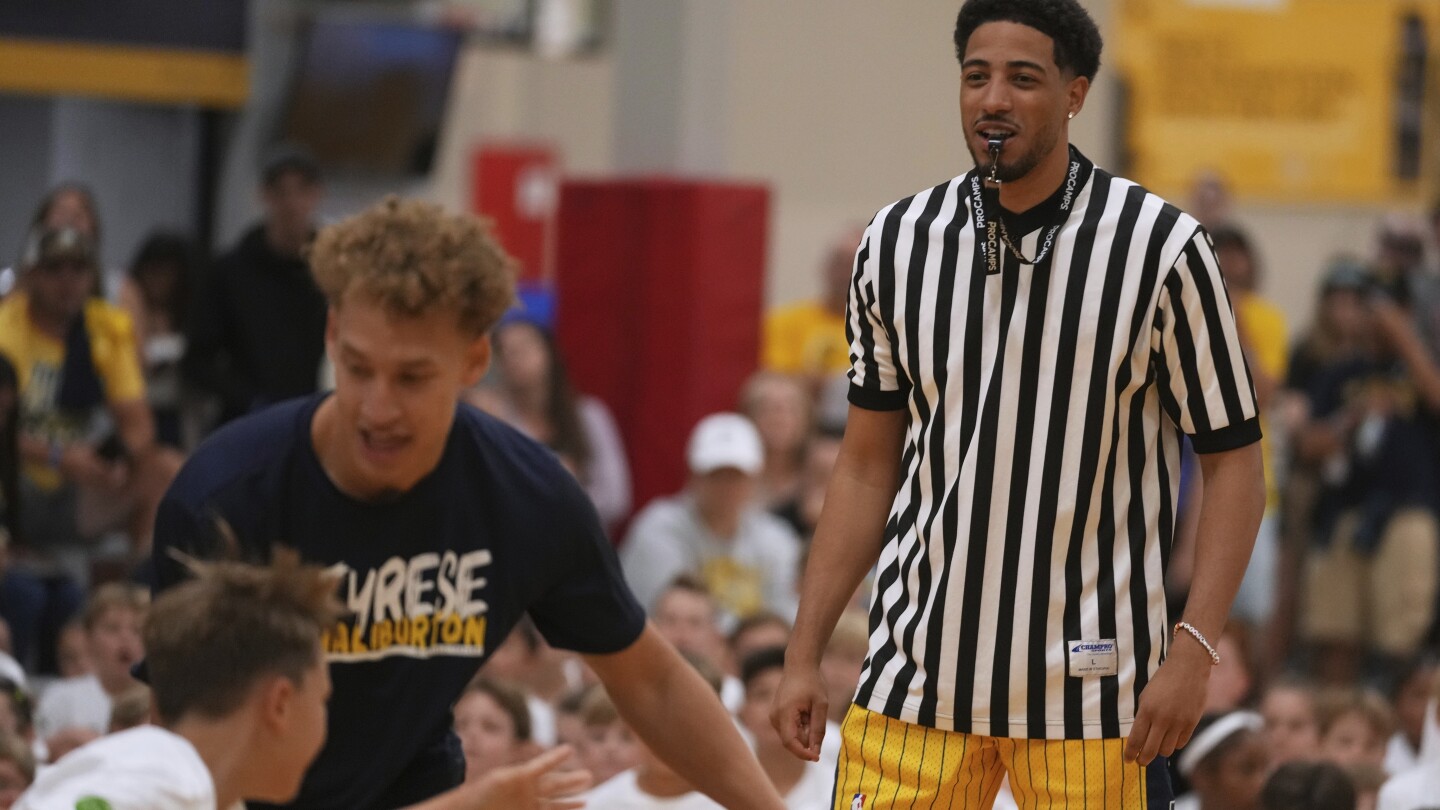 Haliburton back on feet for camp as Pacers star continues rehabbing