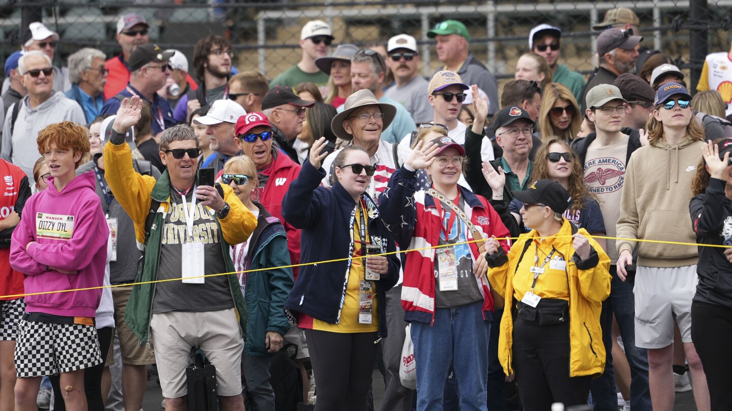 Indianapolis 500 fans double up with split loyalties to Pacers, race day traditions