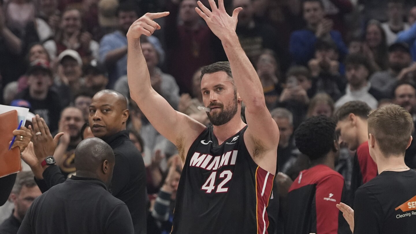 Heat's Kevin Love feels the love in return to Cleveland, where he won an NBA title with Cavs in 2016