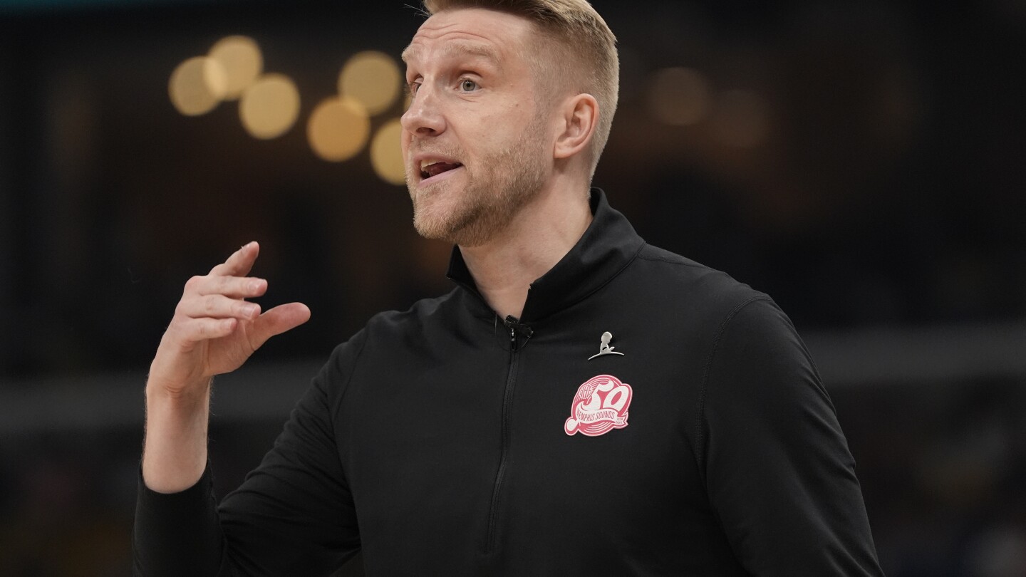 Tuomas Iisalo hired as Grizzlies coach after taking over the team near the end of the season