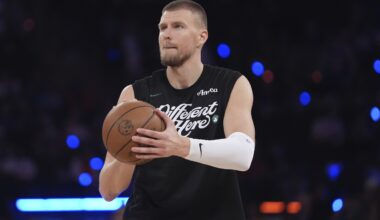 Porzingis going to Hawks in a 3-team trade agreement, AP source says