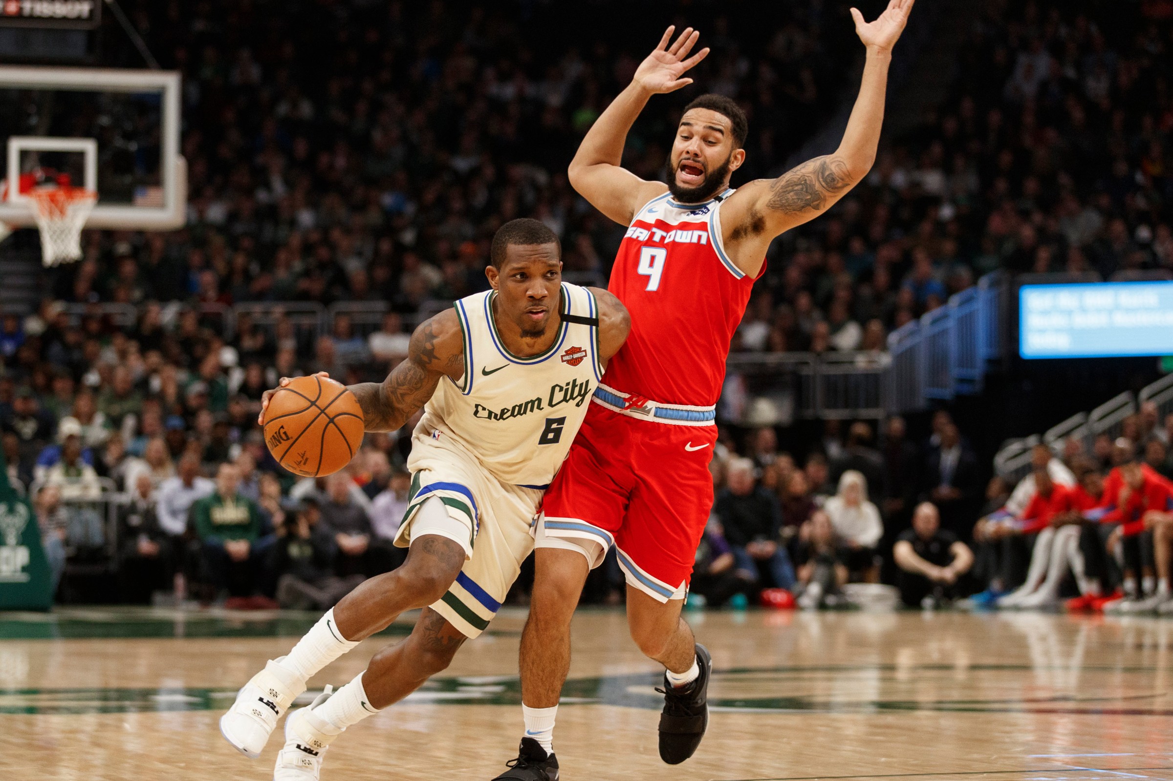 NBA: Sacramento Kings at Milwaukee Bucks