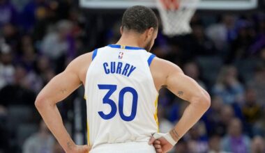 Warriors give up 18-point lead, lose to Kings