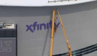 Wells Fargo Center in Philadelphia officially changes name to Xfinity Mobile Arena