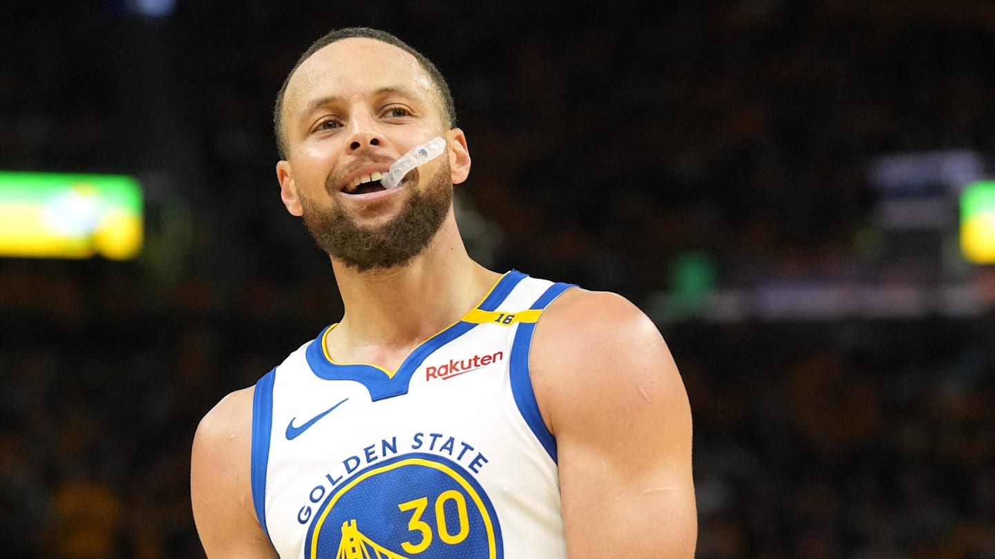 Warriors Star Steph Curry Makes Personal Announcement on Tuesday