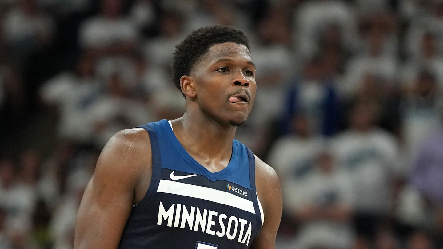 Timberwolves’ Superstar Glows About Team’s Newest Rookies