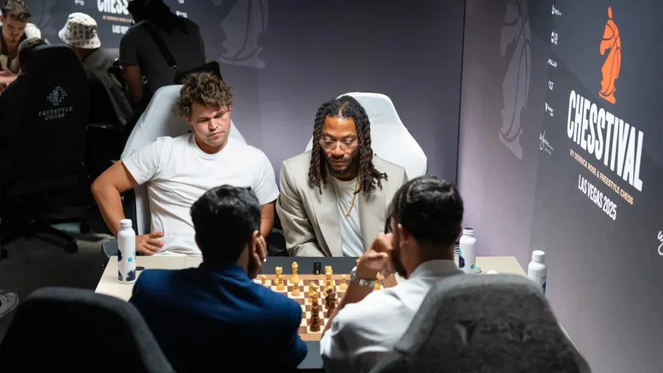 Former basketball star Derrick Rose, top right, teams up with chess champion Magnus Carlsen during the Chesstival event in Las Vegas. - Lennart Ootes/Freestyle Chess