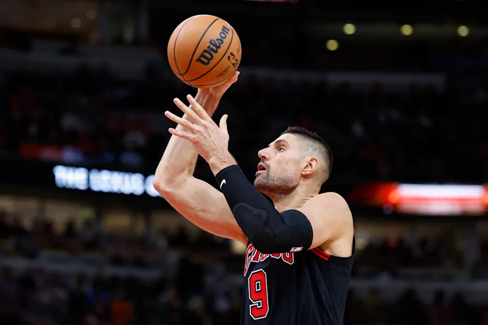 Nov 7, 2024; Chicago, Illinois, USA; Chicago Bulls center Nikola Vucevic (9) shoots against the Minnesota Timberwolves during the second half at United Center. Mandatory Credit: Kamil Krzaczynski-Imagn Images