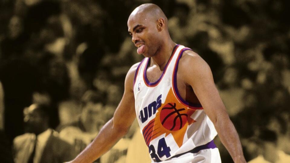 "The doctors went in there, sewed my arm on" - Charles Barkley on playing in Game 3 of 1993 Finals after tractor-trailer accident