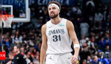 "He is a two-way force"- Klay Thompson praises teammmate Anthony Davis as the best power forward of his generation | NBA News