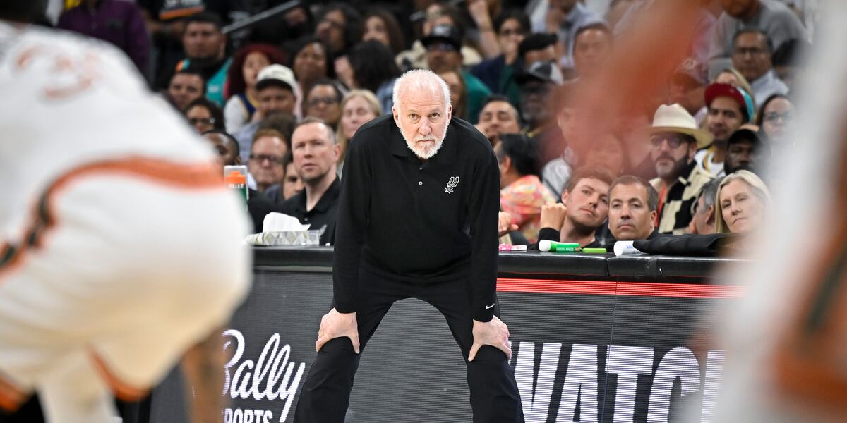 Spurs’ Gregg Popovich has medical emergency at restaurant, taken in ambulance, reports say